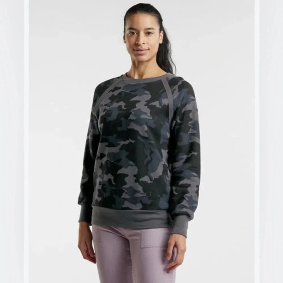Prana Cozy Up Black and Gray Camo Sweatshirt Size Medium NWT - Picture 1 of 9